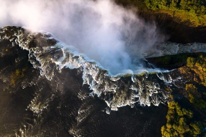 Which Is the Best Side of Victoria Falls? Zimbabwe vs. Zambia